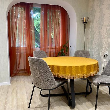 Spacious Dinamo Apartment Tbilisi Zewnętrze zdjęcie