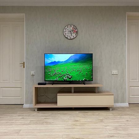 Spacious Dinamo Apartment Tbilisi Zewnętrze zdjęcie
