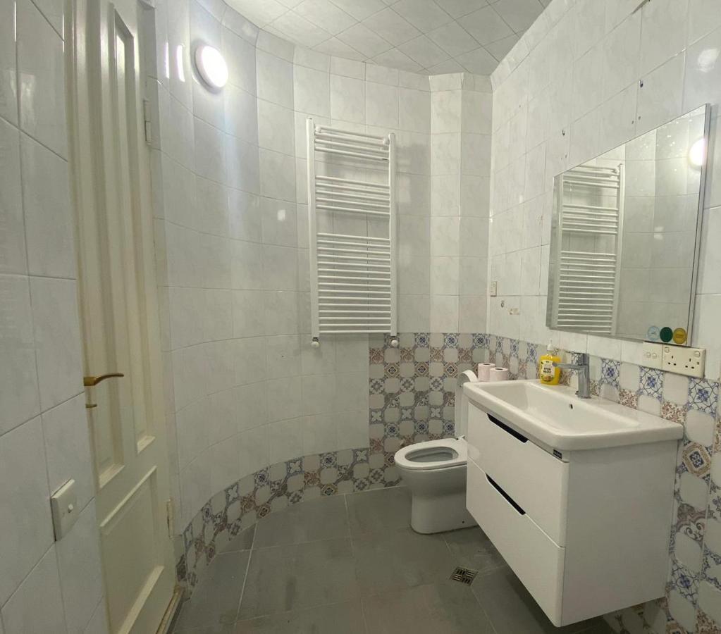 Spacious Dinamo Apartment Tbilisi Zewnętrze zdjęcie