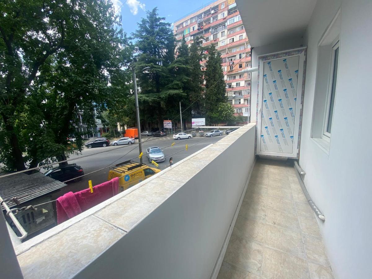 Spacious Dinamo Apartment Tbilisi Zewnętrze zdjęcie